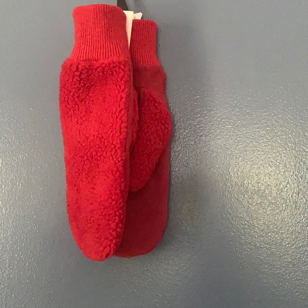Winter gloves